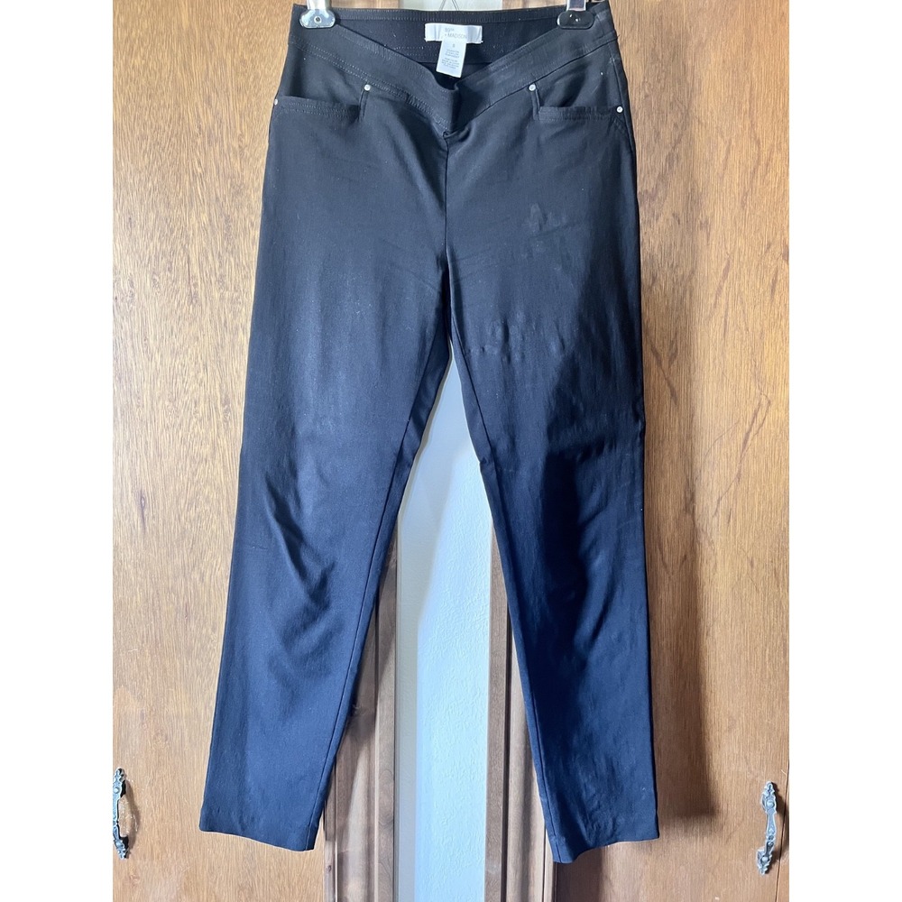 89th MADISON- WOMAN'S Black Pullon Slacks W/Pockets Size S